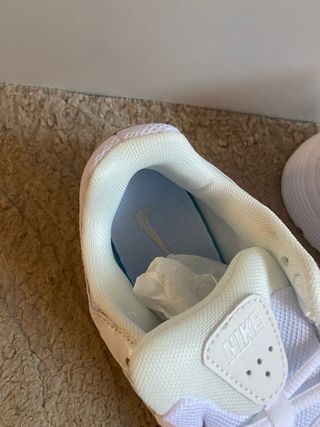 Zapatillas Nike P6000 Talla 42 Blancas