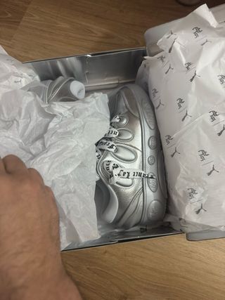 Zapatillas Puma  lamelo la frence Plata