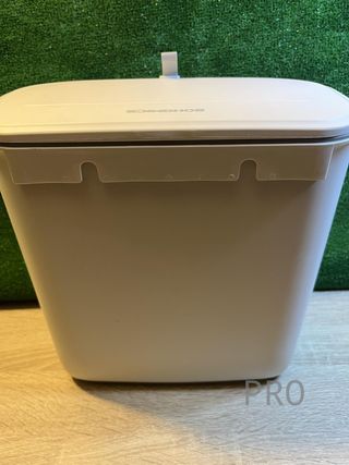 Cubo de basura colgante