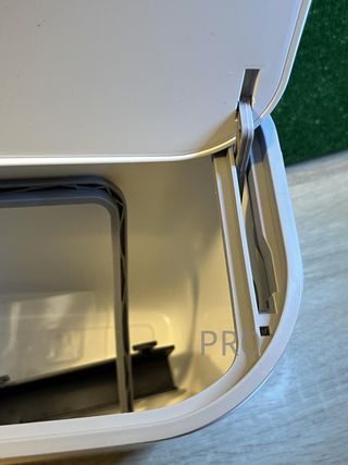 Cubo de basura colgante