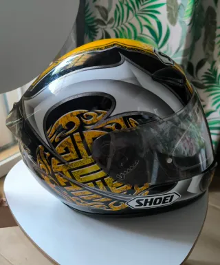 Casco Integral Shoei XR1000 Amarillo y Negro