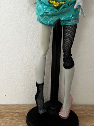 Lagoona School Out Monster High