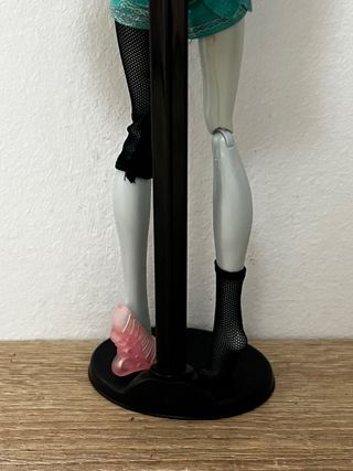 Lagoona School Out Monster High