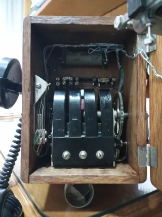 Teléfono antiguo Estándar Eléctrica