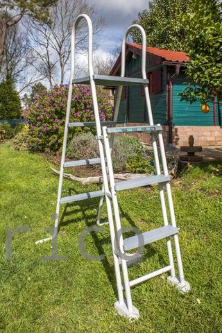 Piscina Bora Bora Redonda - GRE