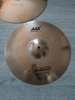 Set de platos de batería Sabian y Paiste gama alta