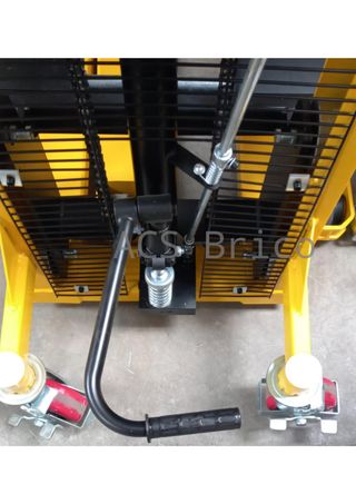 Transpaleta Apilador Elevador de Palets Manual 700 Kg - 1600 mm - 65341 - Mader