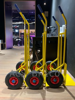 Carretilla Almacén Rueda Neumática 300 Kg