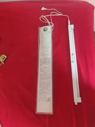 Regleta luz blanca con interruptor