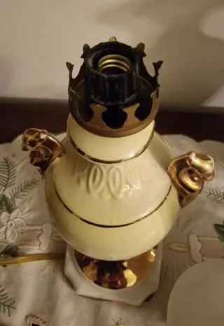 Lampada in ceramicae