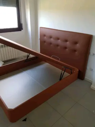 Canapés y colchones nuevos