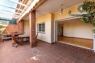 Casa adosada en venta en Bola de Oro - Serrallo en Granada