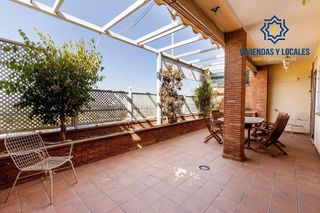 Casa adosada en venta en Bola de Oro - Serrallo en Granada
