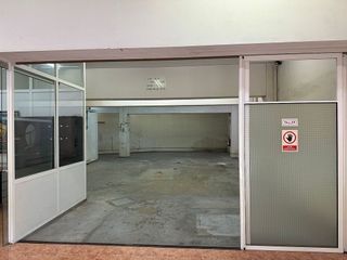 Local comercial en alquiler en Navas en Barcelona