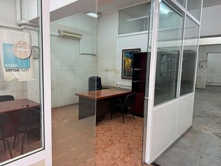 Local comercial en alquiler en Navas en Barcelona