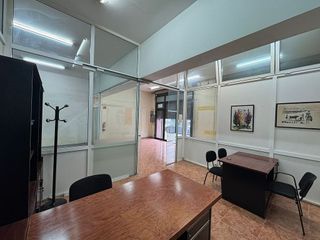 Local comercial en alquiler en Navas en Barcelona