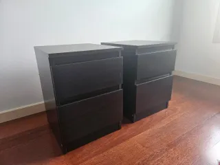 Mesita de noche Ikea negra