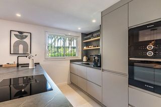 Casa adosada en alquiler en Lomas de Marbella Club - Puente Romano en Marbella