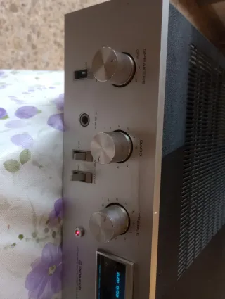 Amplificador Pioneer 610 Plata