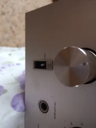 Amplificador Pioneer 610 Plata