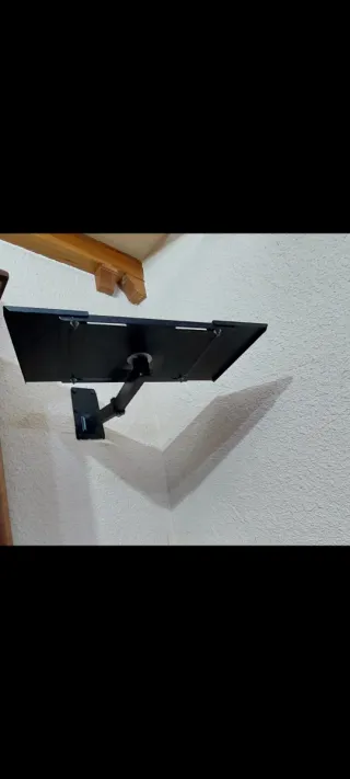 Soporte de TV articulado negro