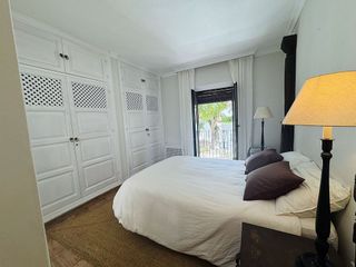 Casa adosada en alquiler en Lomas de Marbella Club - Puente Romano en Marbella