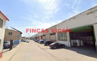 Nave industrial en venta en Perpetuo Socorro en Huesca
