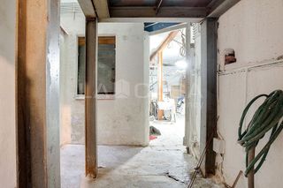 Local comercial en venta en Pubilla Cases en Hospitalet de Llobregat, L´