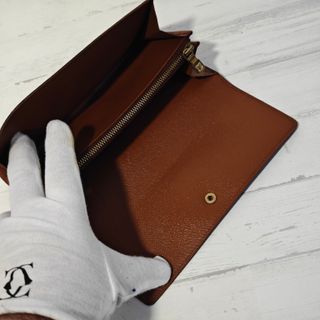 Cartera Louis Vuitton Marrón y Dorada