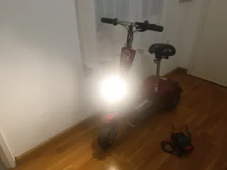 Scooter Eléctrica 3 Ruedas