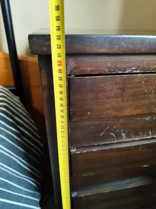 Cajonera de madera oscura 5 cajones