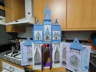 Casa de muñecas Frozen , maletín transportable