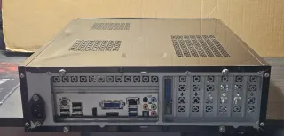 Ordenador  sobremesa  Intel Desktop Board E210882