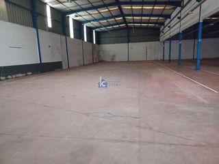 Nave industrial en venta en San Cibrao das Viñas