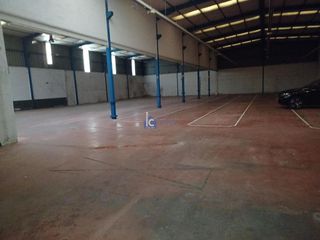 Nave industrial en venta en San Cibrao das Viñas