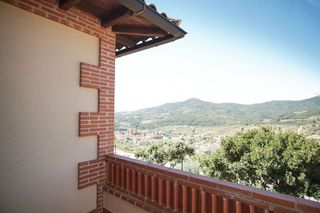 Edificio en venta en Guadalupe (Cáceres)