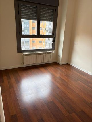 Piso en alquiler en Legazpi en Madrid