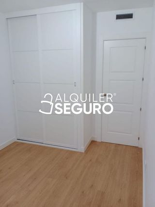 Piso en alquiler en Rosas - Musas en Madrid