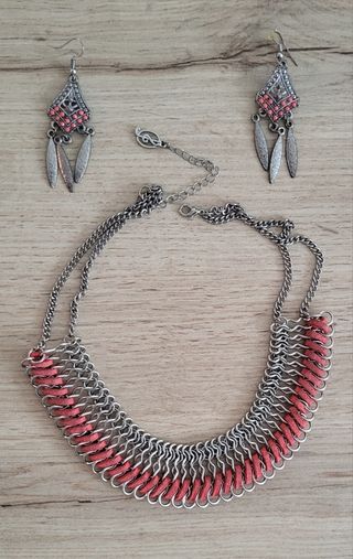 Conjunto collar y pendientes
