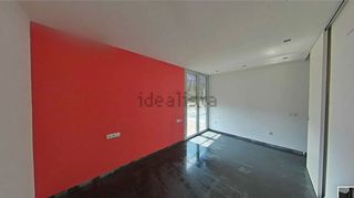 Edificio en venta en Santa Margarida i els Monjos