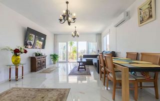 Chalet en alquiler en Río Real en Marbella