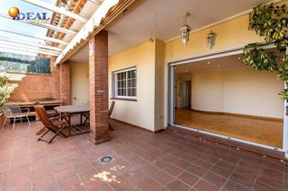 Casa adosada en venta en Bola de Oro - Serrallo en Granada