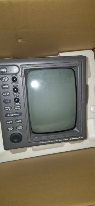 Radar Furuno con arpa incluido