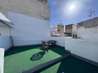 Edificio en venta en Alcaravaneras en Palmas de Gran Canaria(Las)