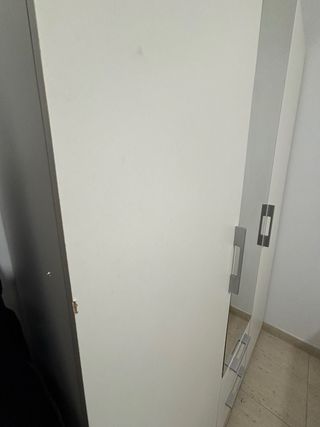 Armario 3 puertas con espejo