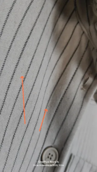 Camisa Stradivarius rayas beige y negro