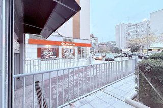 Local comercial en venta en Sur - PAU 4 en Móstoles