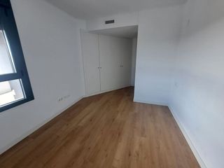 Piso en alquiler en Puerto de la Torre - Atabal en Málaga