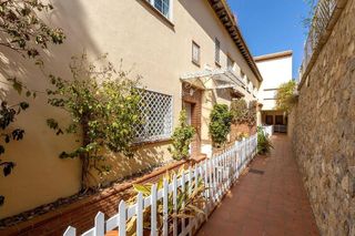 Casa adosada en venta en Bola de Oro - Serrallo en Granada