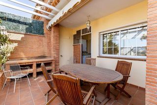 Casa adosada en venta en Bola de Oro - Serrallo en Granada